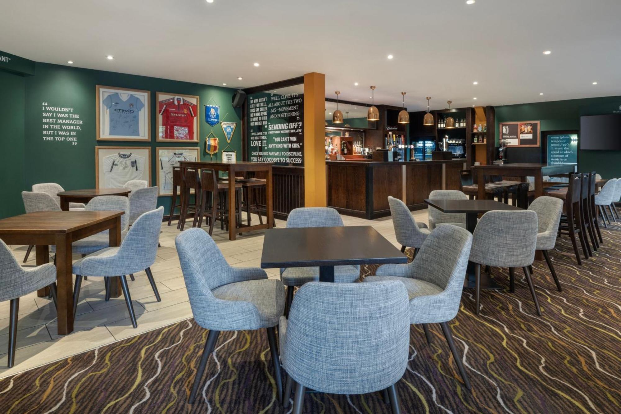 Delta Hotels By Marriott Worsley Park Country Club Екстер'єр фото